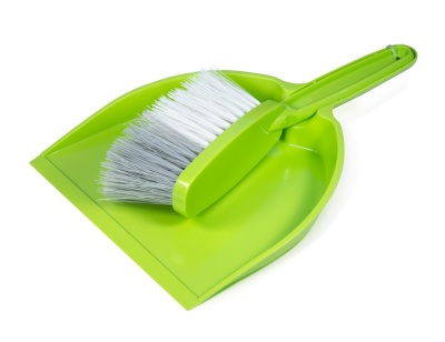 Sovok_so_shchetkoy_Fango_kolor_S1