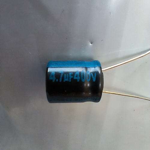 Конденсатор 4.7мкФ 400 В 105°C 10*13 Jamicon