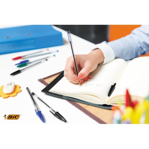 Ручка шариковая неавтоматическая Bic Cristal синяя (толщина линии 0.32 мм, корпус прозрачный)