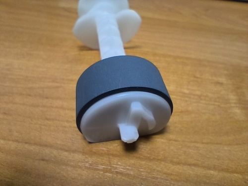 Ролик захвата в сборе на оси Epson 1569314 | 1573559 ролик захвата в сборе на оси epson 1569314 | 1573559